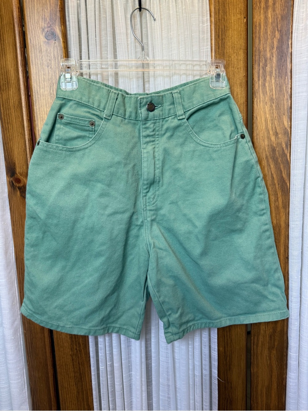VTG Women’s Green Casual Shorts